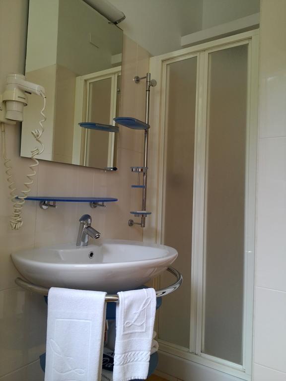 Albergo Del Pino Cercola Kültér fotó