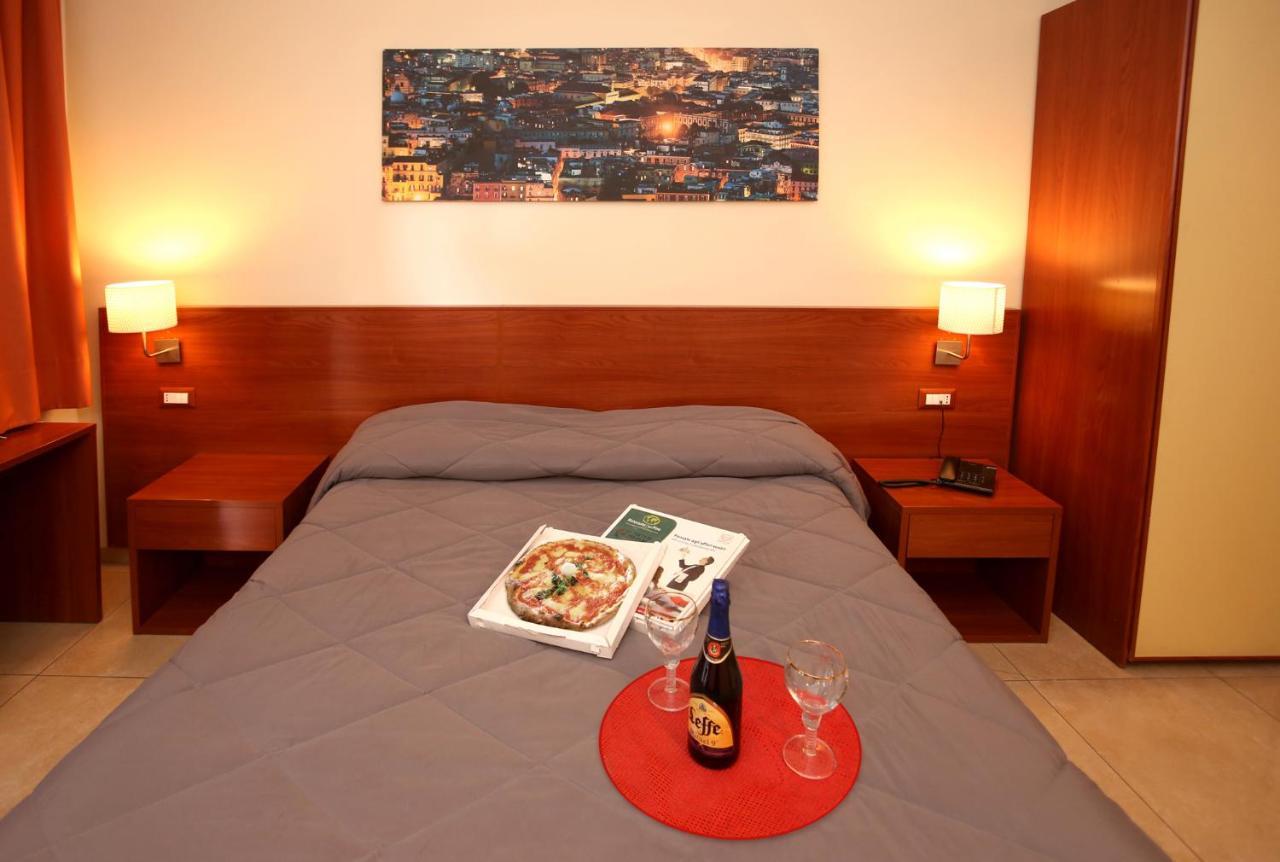 Albergo Del Pino Cercola Kültér fotó